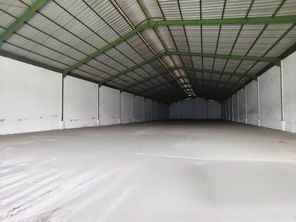 Murah!! Disawakan Gudang di Dadap