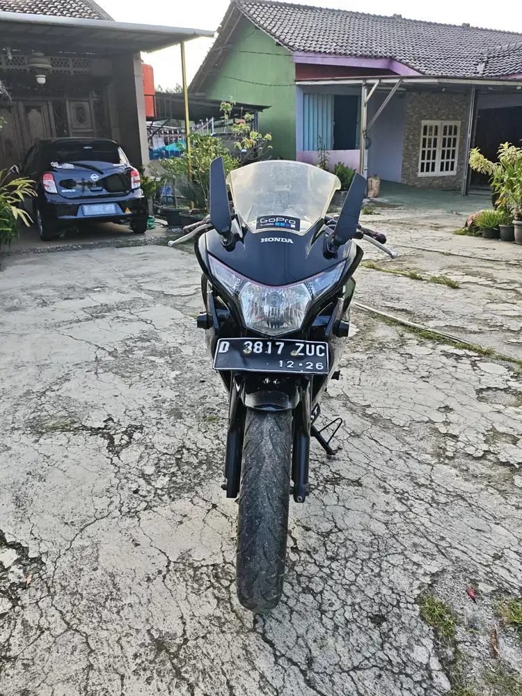 HONDA CBR 250 CC 2011