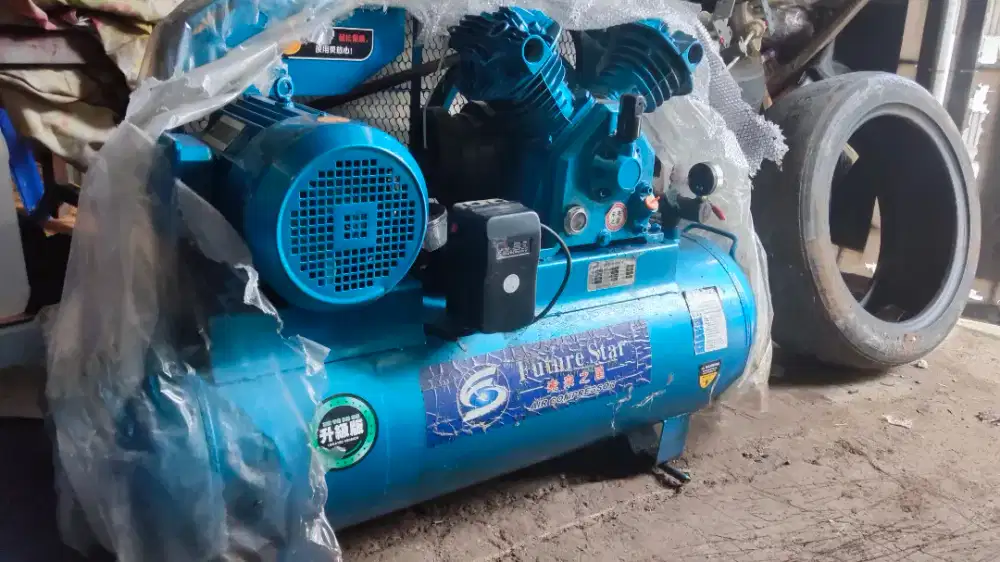 Kompresor Angin Industrial 5.5 HP / 5.5 PK - 110 Liter - 3 Phase