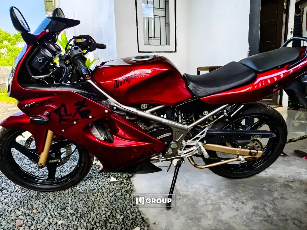 FOR SALE!! Kawasaki Ninja RR Old 2011