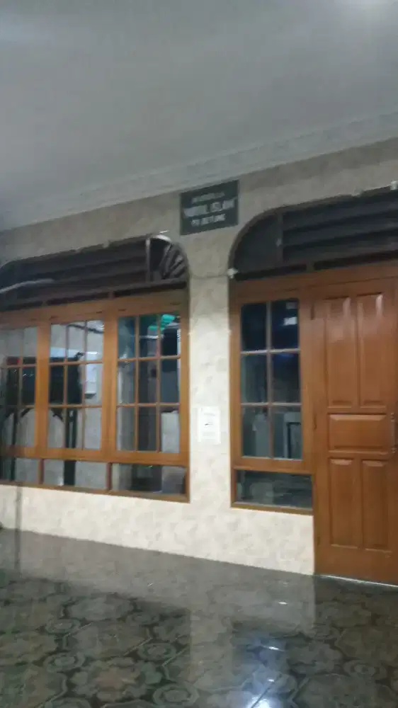 Jasa pembuatan pintu, kusen