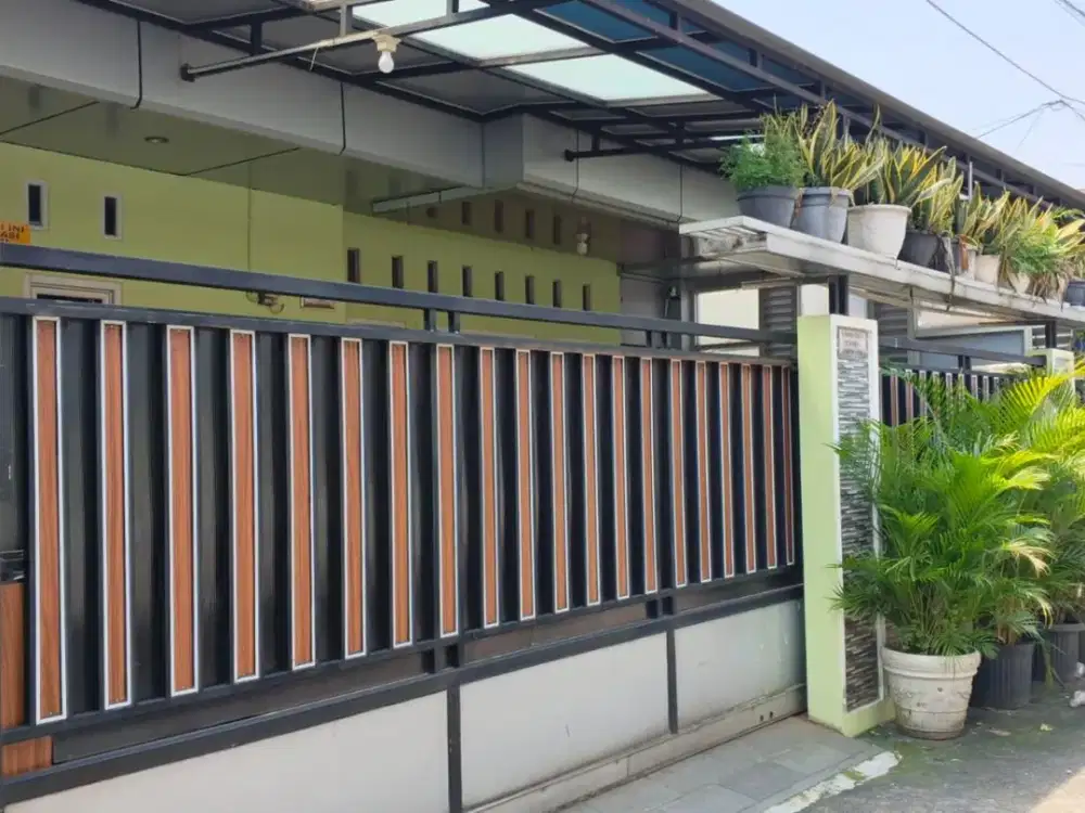 DIJUAL RUMAH BESAR SIAP HUNI CIJANTUNG PASAR REBO JAKARTA TIMUR
