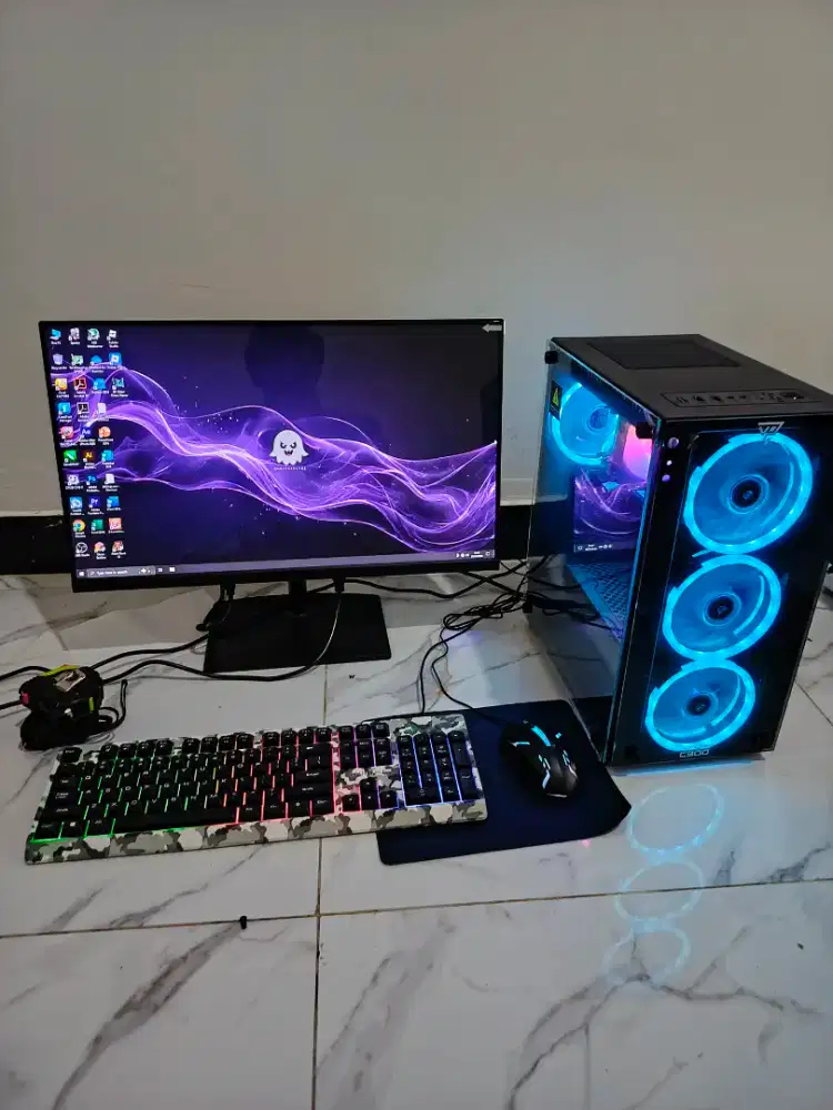 PC 1 SET SIAP PAKAI, MULUS NO MINUS