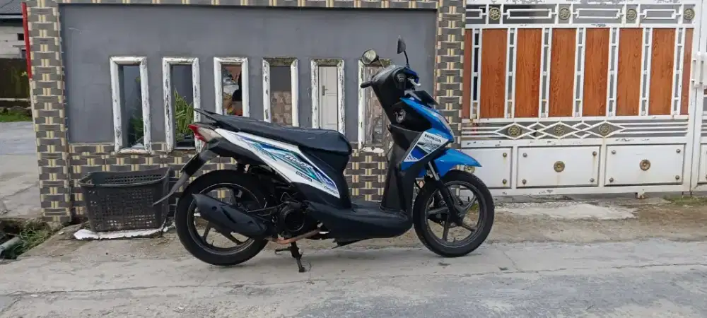 Honda beat F1 tahun 2013 plat 2028 pajak hidup di Tangerang