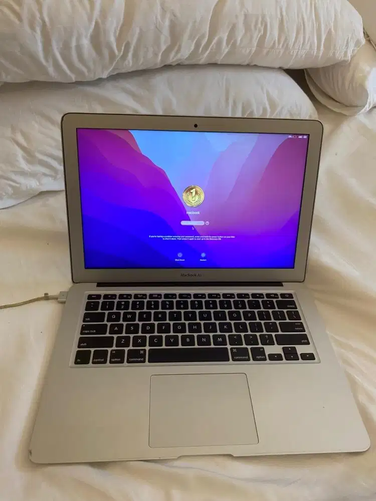 MacBook Air 13” 2017 – Siap Pakai