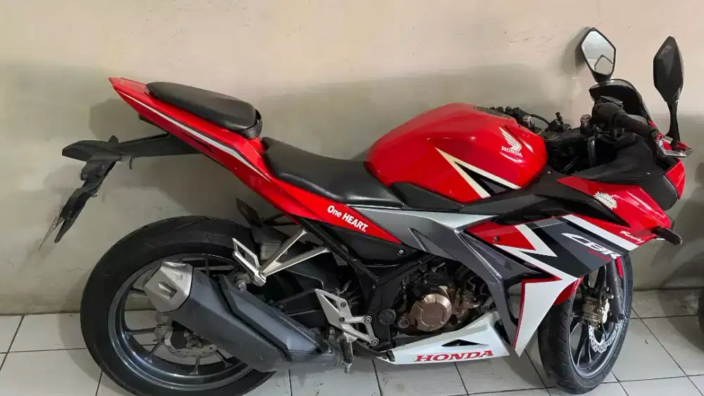 Honda CBR 150R Tahun 2020