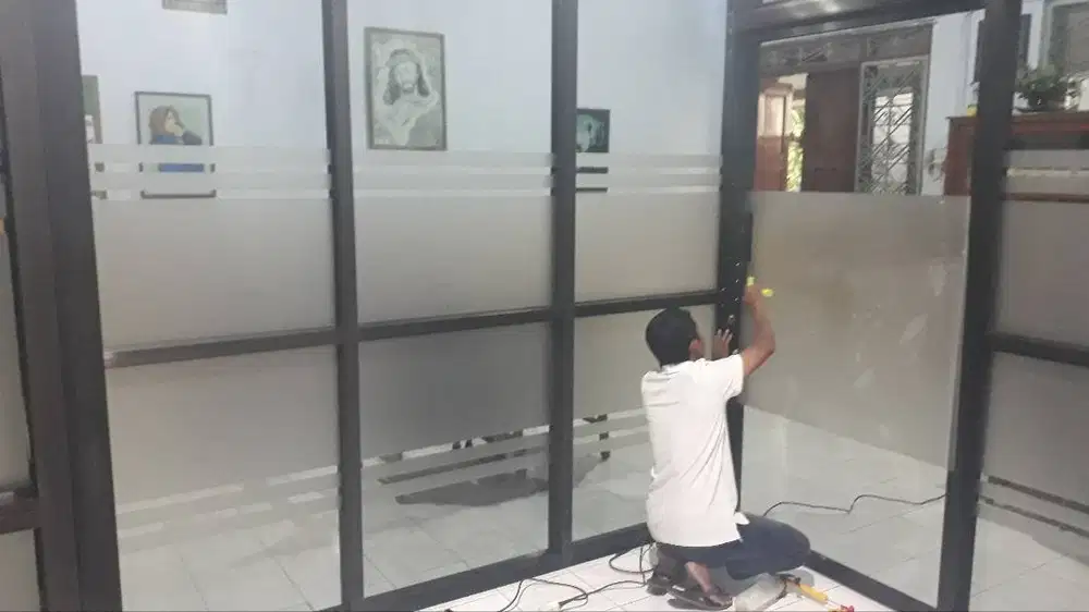 Dekorasi sticker logo kacafilm sanblasting stiker motif buram es polos