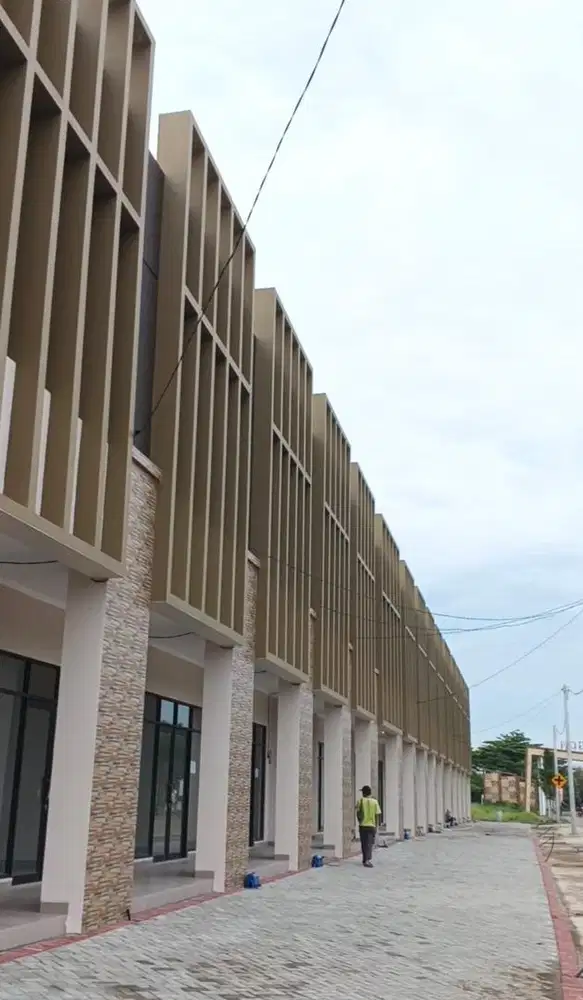 Ruko Metro Business Center