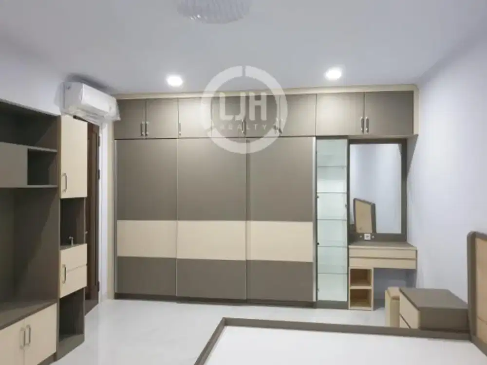 Rumah Semi Furnish di Perum. Metland, Cakung, Jakarta Timur