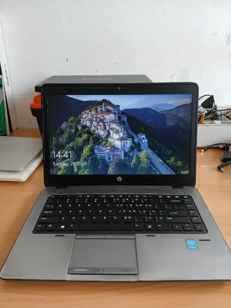 Laptop H0 840 ,Body Slim ,Core i5 Gen 4 ,Ram 6Gb ,Hdd 500Gb