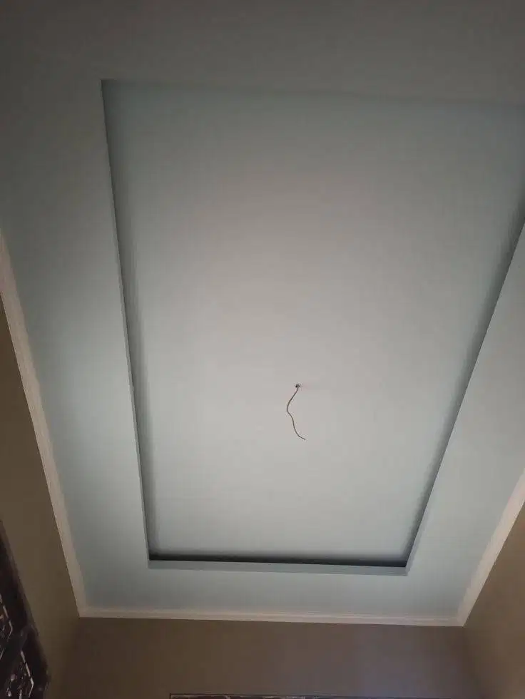Sekat Plafon Partisi PVC GRC Gypsum Jasa Tukang Pasang Wall Moulding