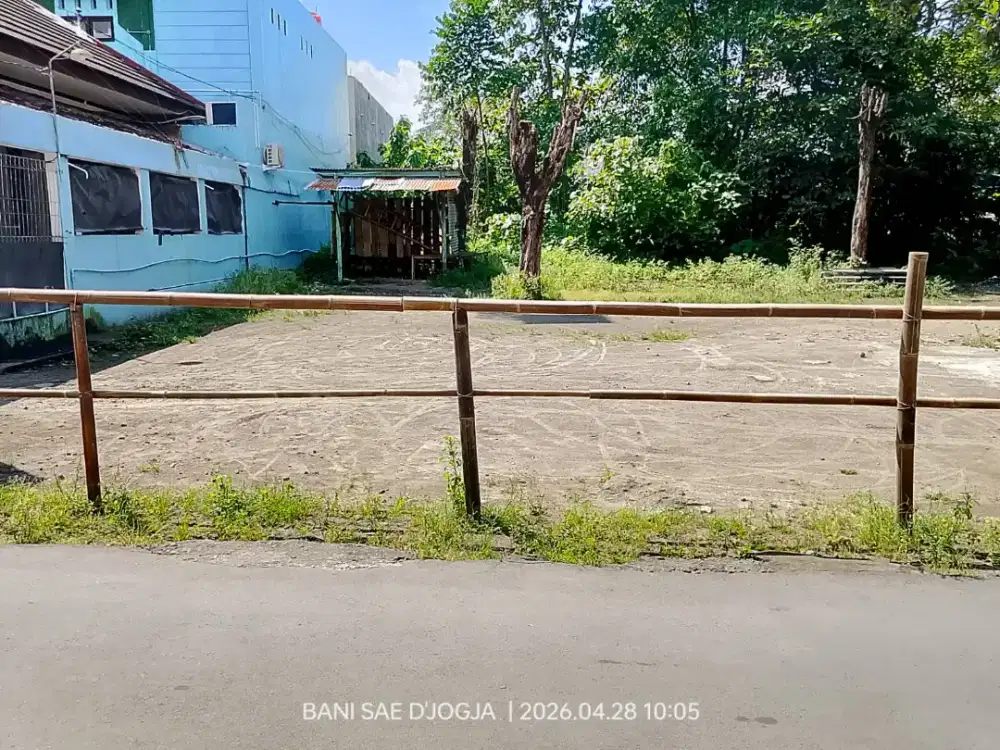 Tanah bagus mepet Masjid dekat ke UGM di kutu Tegal mlati Sleman Yogya