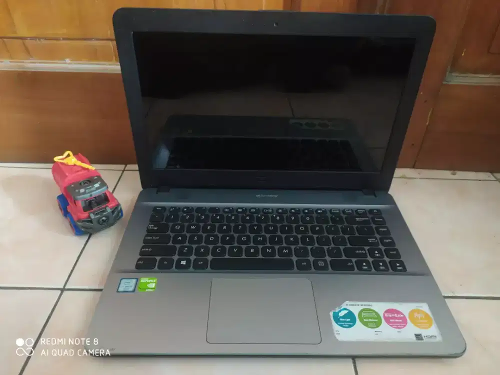 Laptop high Asus x441uv/core i3 gen6 Ram 4/HDD 500/VGA Nvidia 920mx