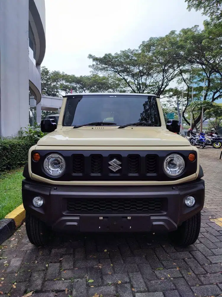 SUZUKI JIMNY AT 2025