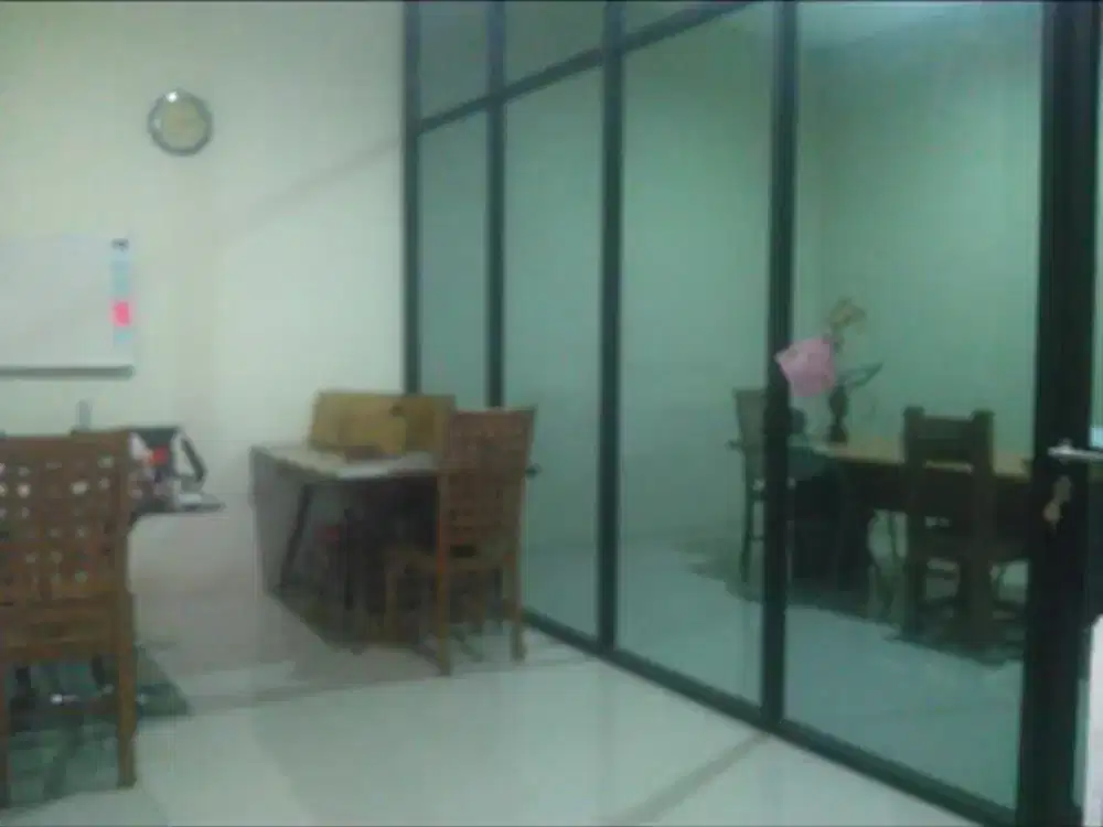 Gudang margomulyo indah mutiara, Udah aman banjir udah diurug. Dan ada kantor bagus.