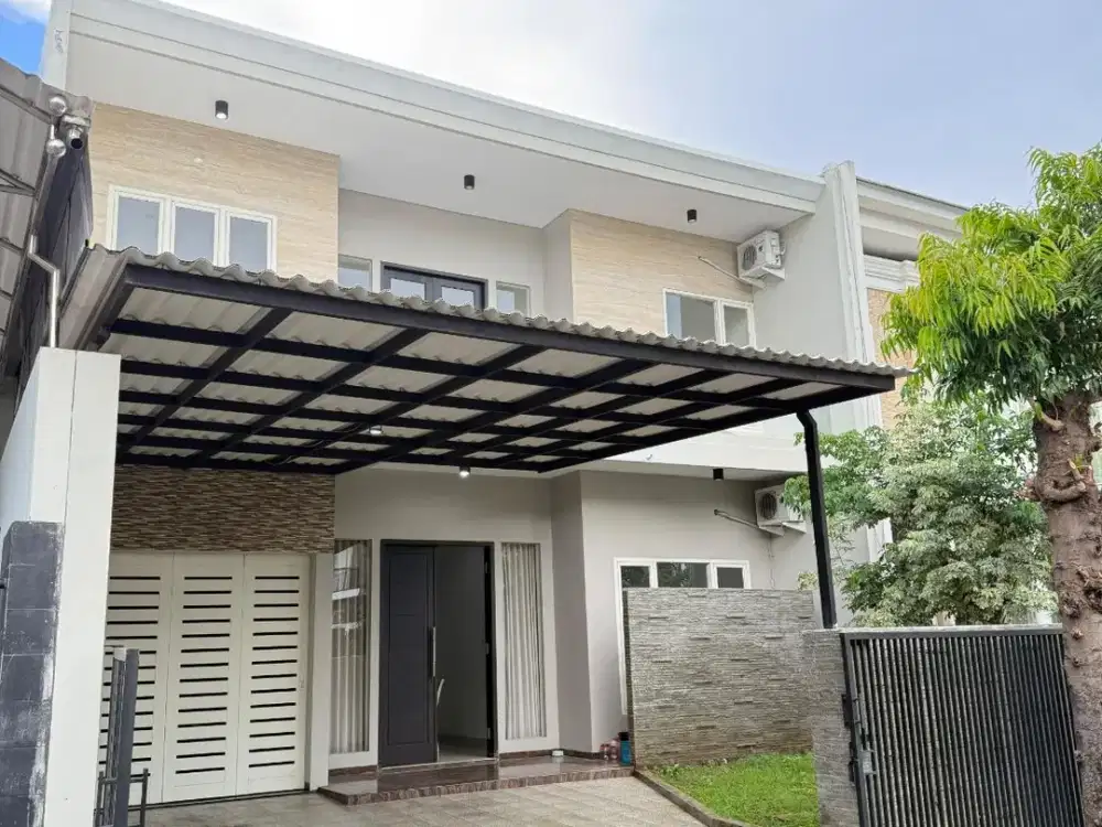 RUMAH CITRALAND TAMAN INTERNASIONAL VILLAGE , CARPORT 2 GARASI 1  LISTRIK 4.400 watt