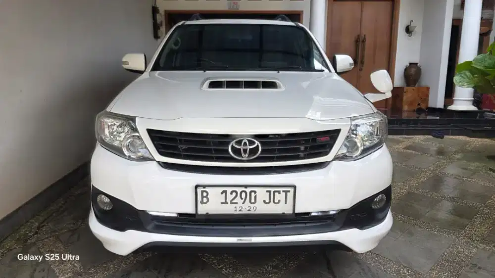 Fortuner 2.5 G VNT TRD 2014 matic diesel pjk pjg 12/26 km 140rb record