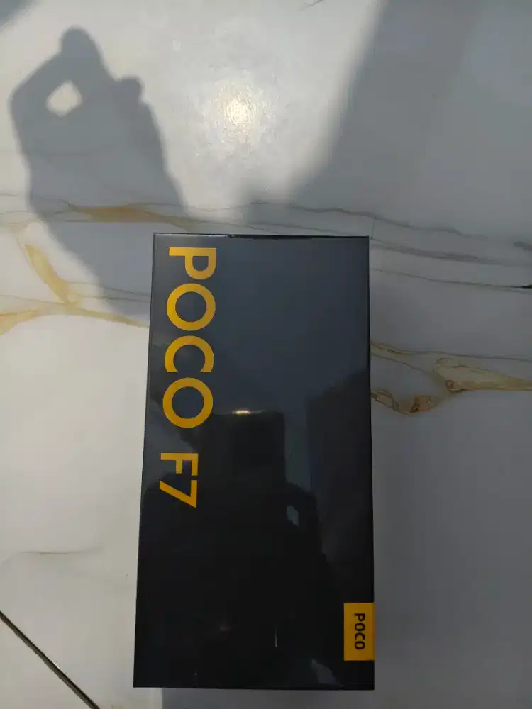 jual poco f7 warna putih ram 12/512