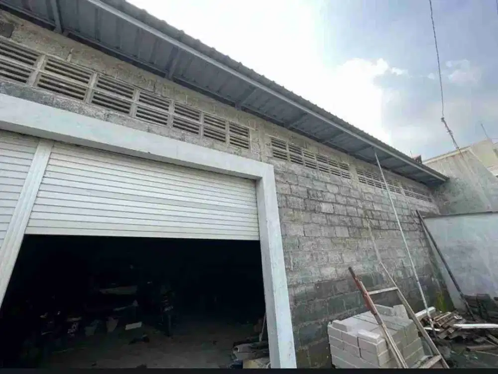 gudang murah Jalan setro dekat kenjeran Surabaya