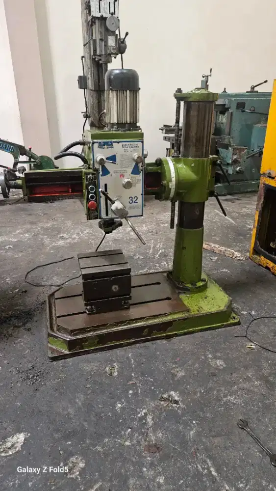 Dijual mesin bor radial