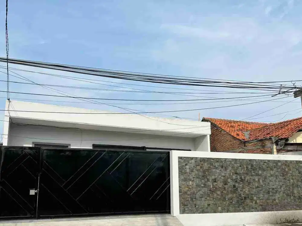 Disewakan / Dijual Gudang Bagus di belakang harapan indah