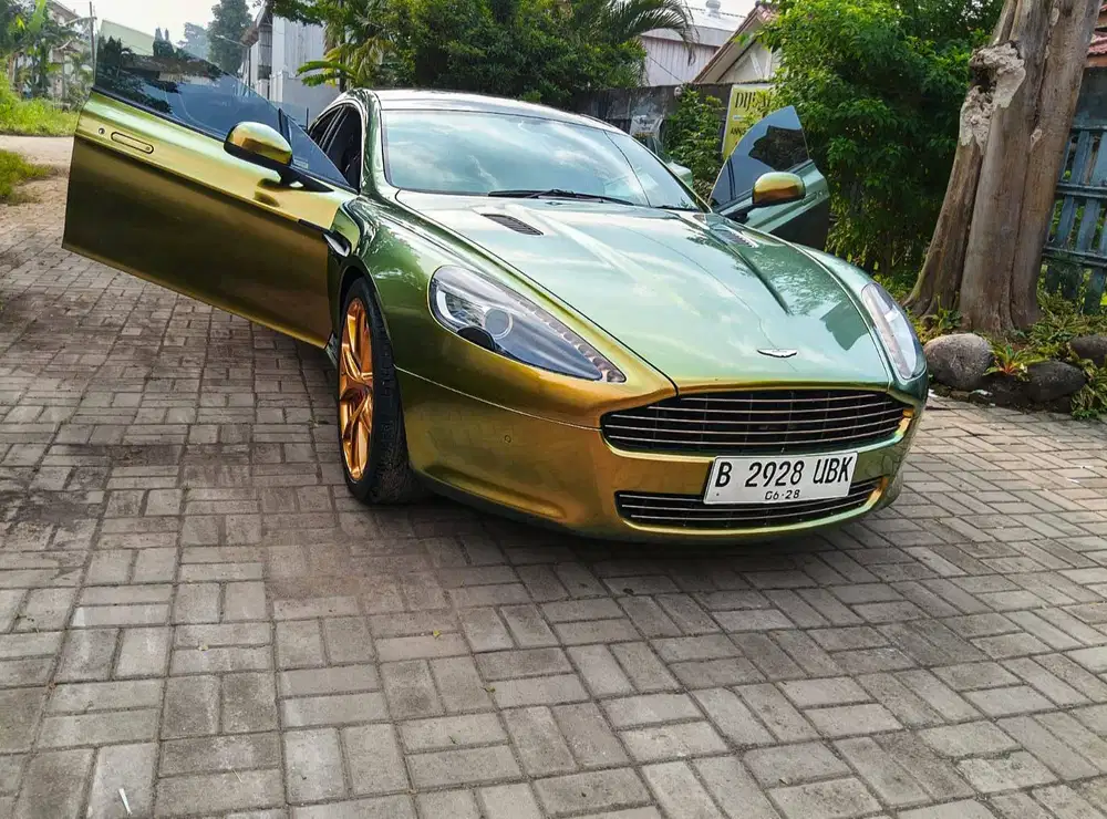 Aston martin rapide 6.0 2011 Silver Perak 2010 2012 Aston Martin Rapid