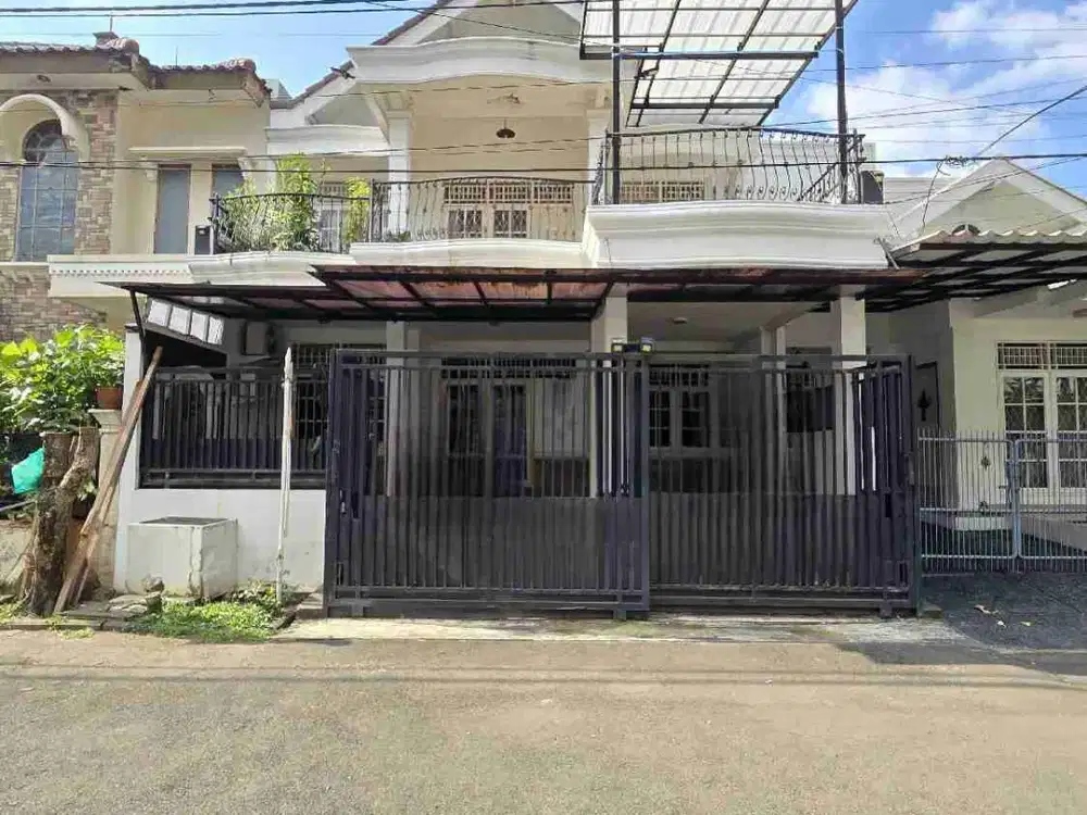 Dijual Rumah Paling Murah, cocok untuk investasi,akses mudah, lokasinya Strategis,Dekat dengan Fresh Market, Pasar Modern, Rs Pondok Indah, Sekolah Internasional, dan Pintu Tol