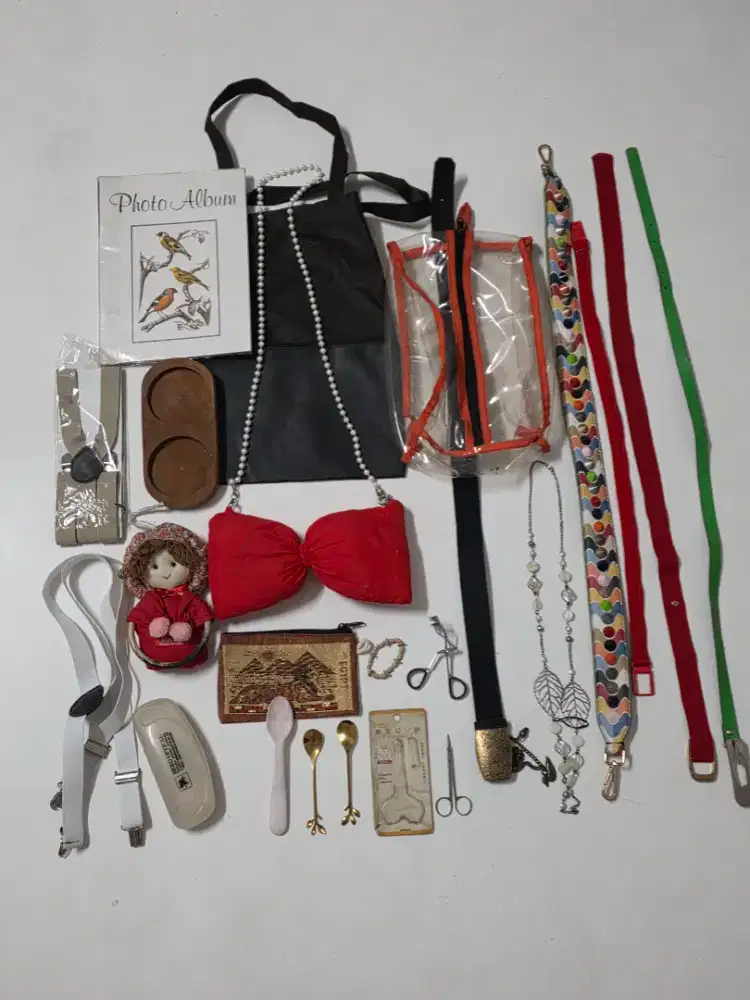 Jual sepaket 29 brg tas sabuk dompet gunting jpng sendok kalung tatak