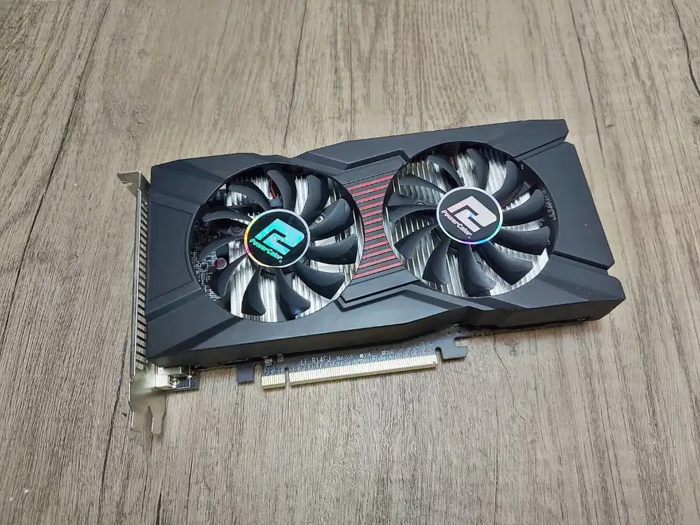 Vga 2gb ddr5 128bit R7 250 mulussss