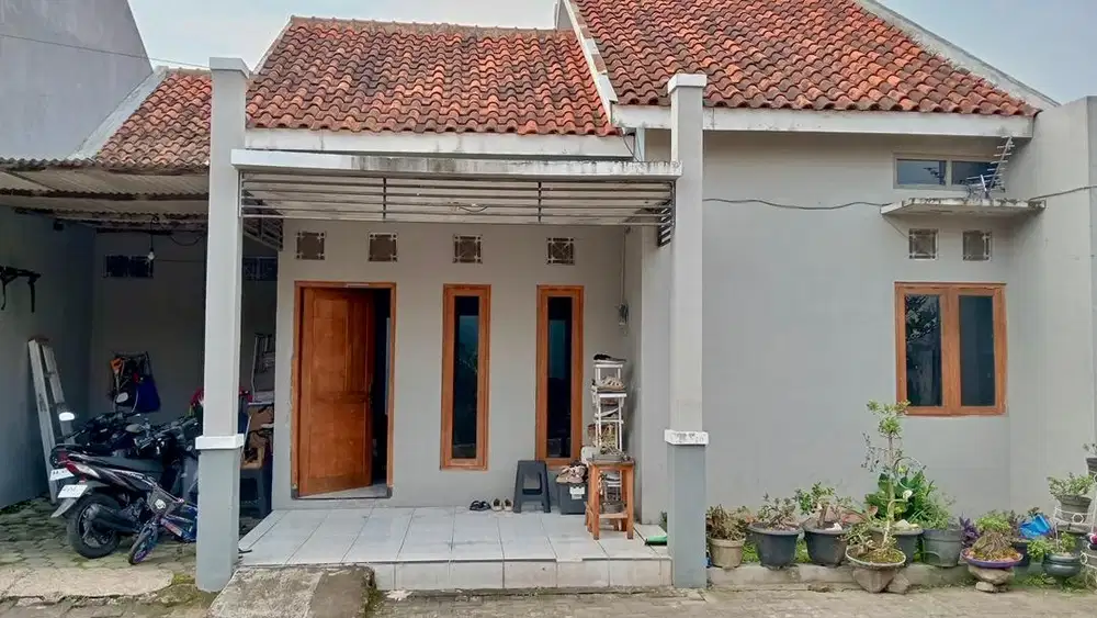 Rumah minimalis dalam cluster