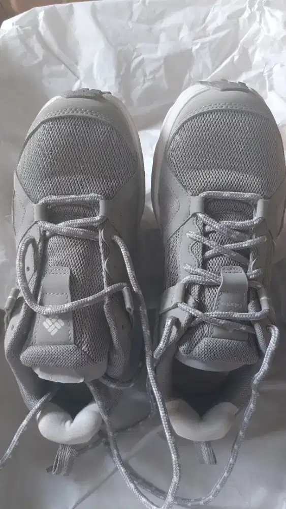 Sepatu Trekking Wanita Columbia Novo Trail