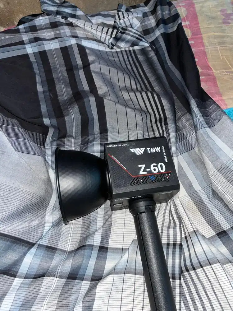 Lampu lighting Tnw Z60