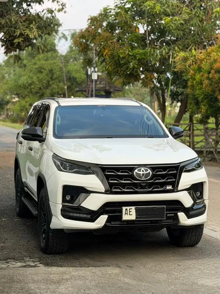 Toyota Fortuner GR 2.8