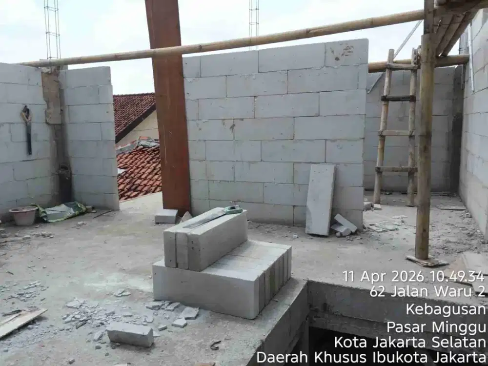 dijual rumah 2 lantai sedang tahap bangun di Kebagusan Jaksel