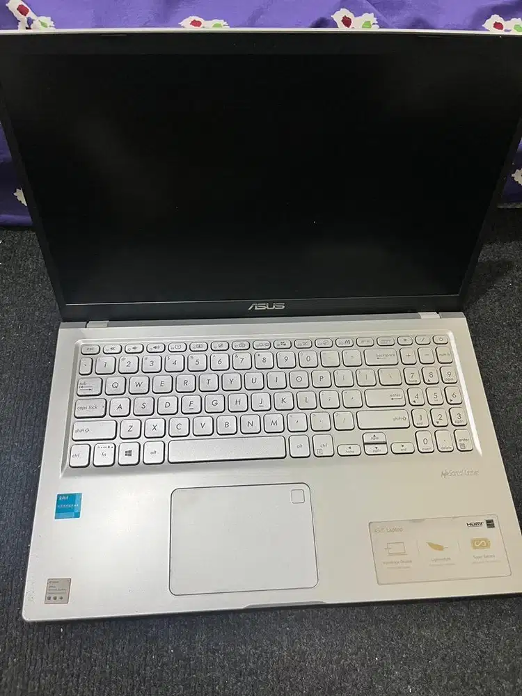 LAPTOP ASUS  A156KA FHD452 ( SILVER )
