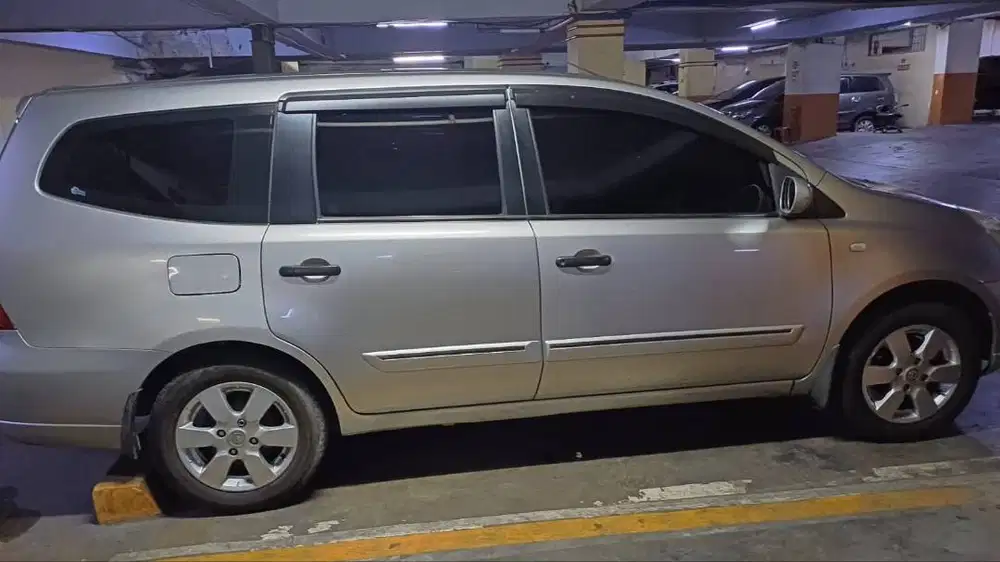 Nissan Grand Livina 2010 – Mesin Halus, Kaki-Kaki Baru, Sangat Terawat