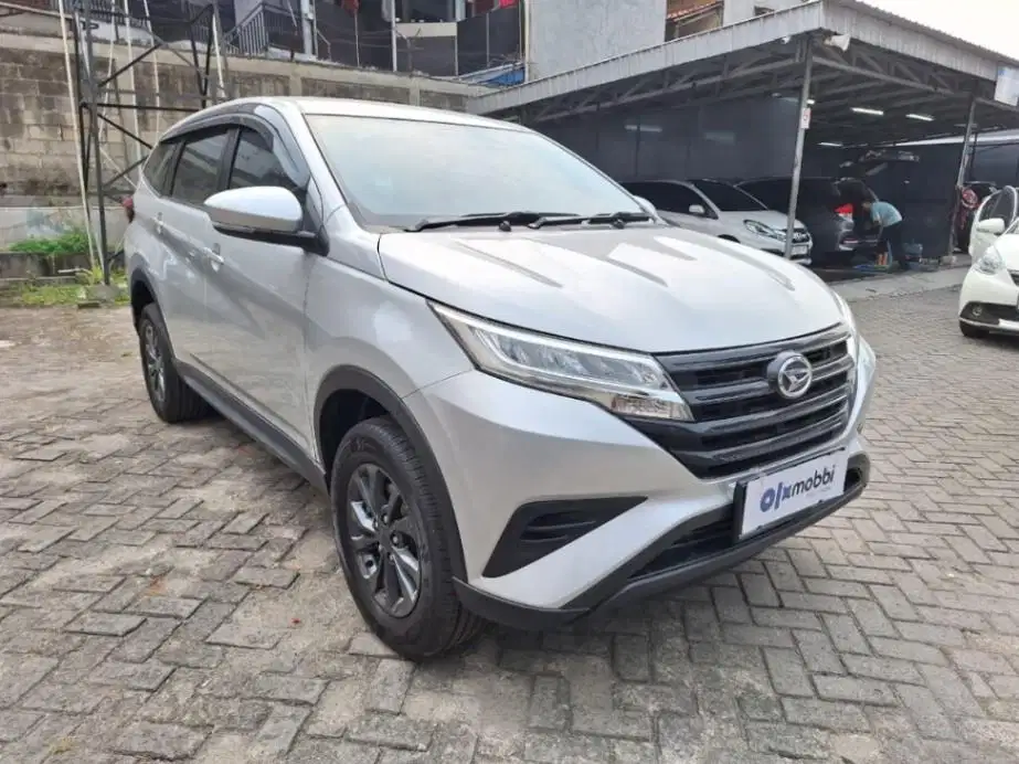 DP MURAH Daihatsu Terios 1.5 X Bensin-MT 2022 Silver CDFOB