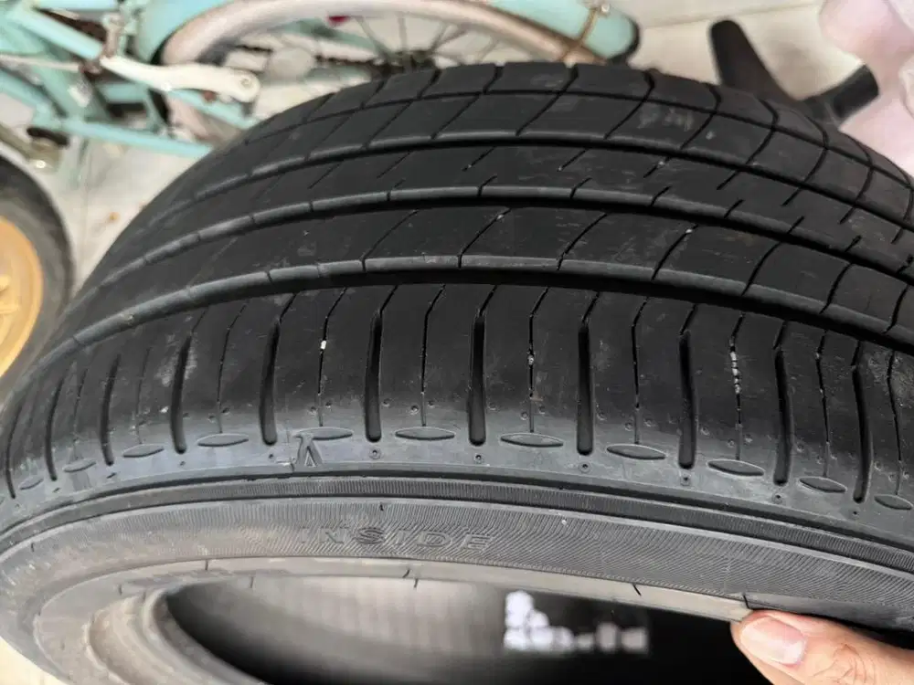 Ban dunlop LM 705 235/50 R18 super tebal