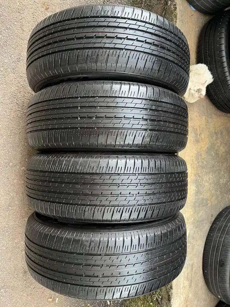 Ban 235/60/18 Bridgestone Dueler HL33