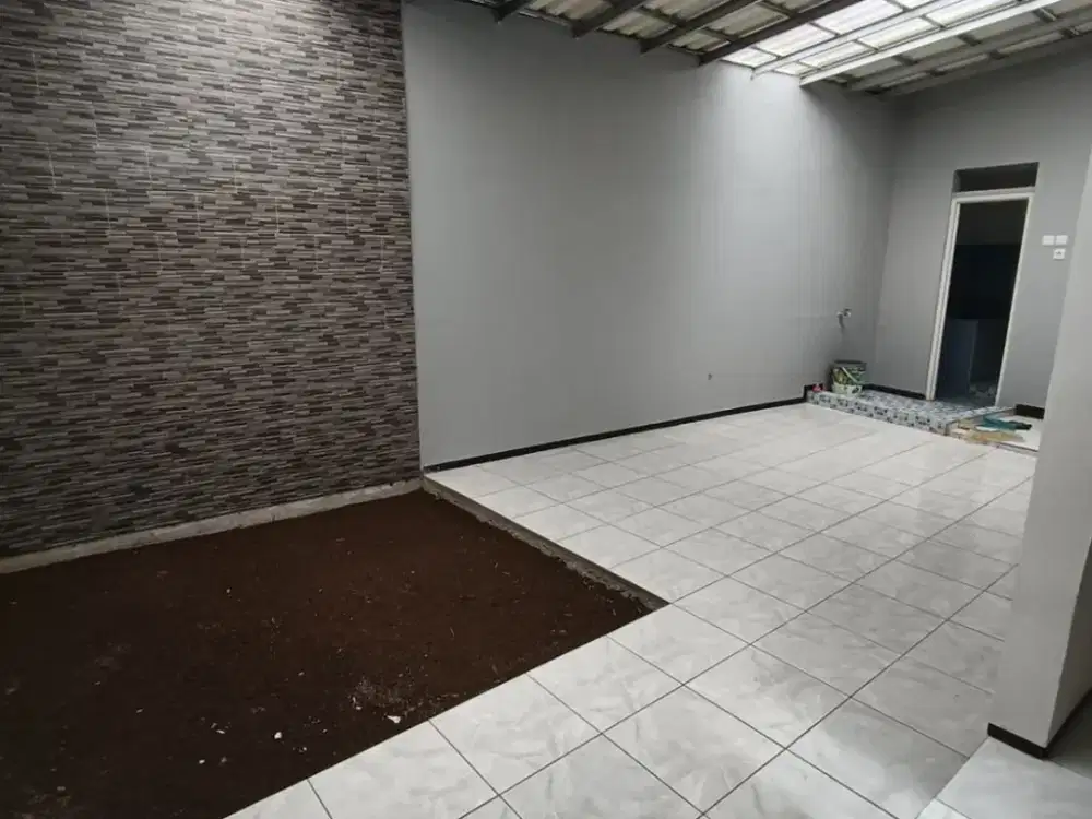 Disewakan Rumah di Jl. Sumber Resik, Soekarno Hatta - Kota Bandung