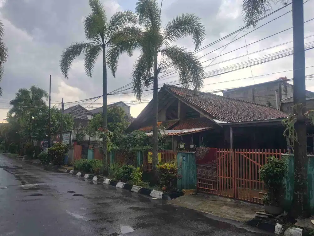 Dijual Rumah dalam Komplek Perkebunan Ciwastera Buahbatu Bandung
Cocok untuk Investasi.
Lingkungan Aman Nyaman
Jalan Lebar, Bebas Banjir