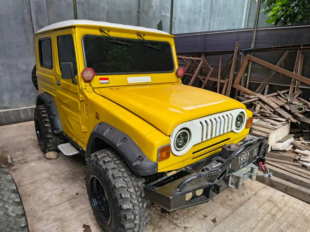 Daihatsu Taft 1983 Bensin