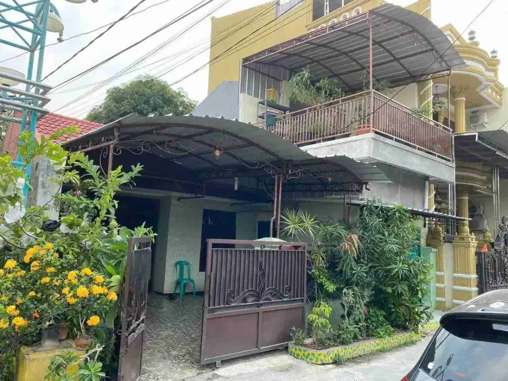 Rumah 2 Lantai di Perumahan Taman  Tytyan Indah, Kalibaru Medan Satria