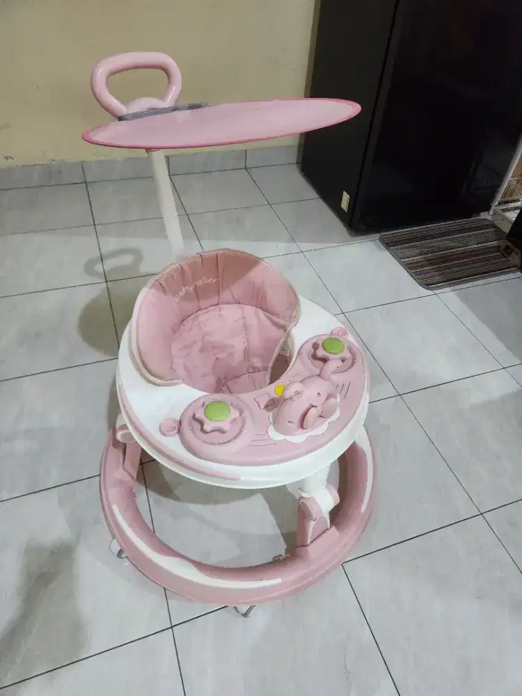 Dijual baby walker