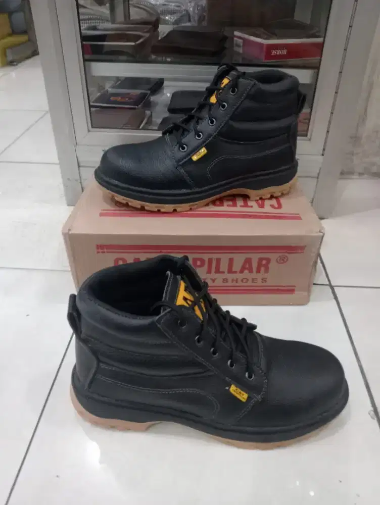 Sepatu kulit safety murah