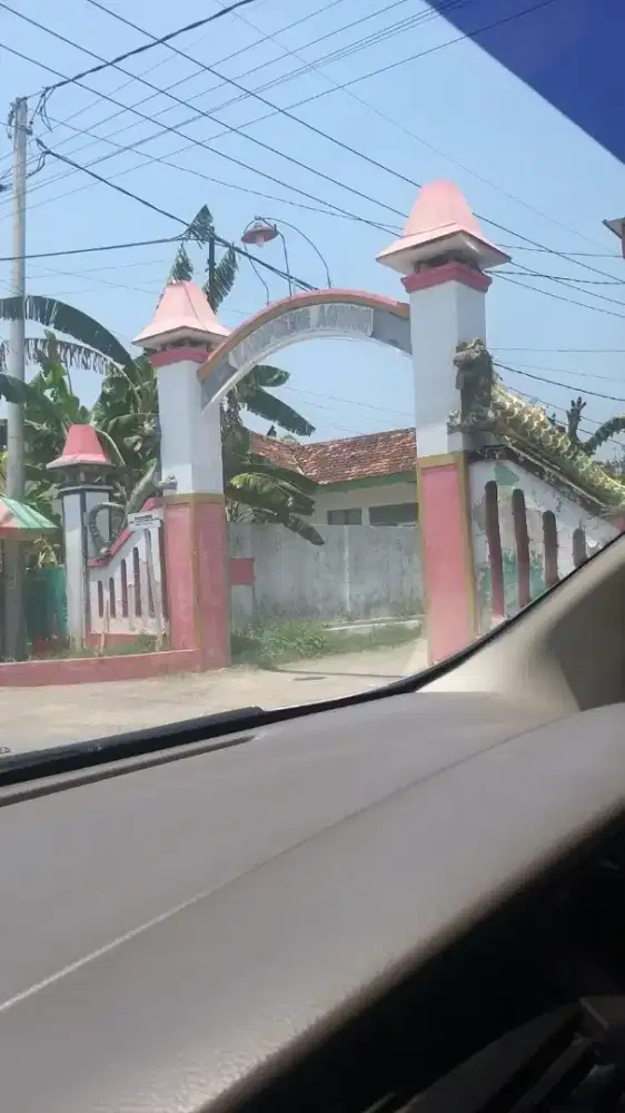 Dijual Tanah Pekarangan Samping Telaga