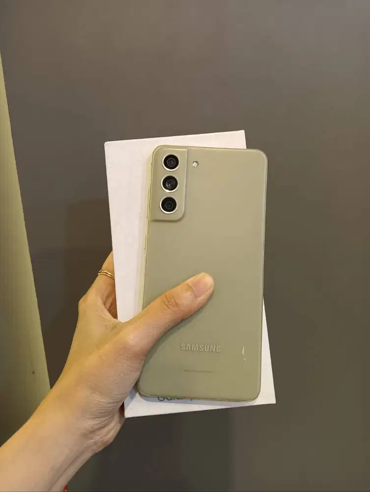 Samsung Galaxy S21 FE 8/256 Sein