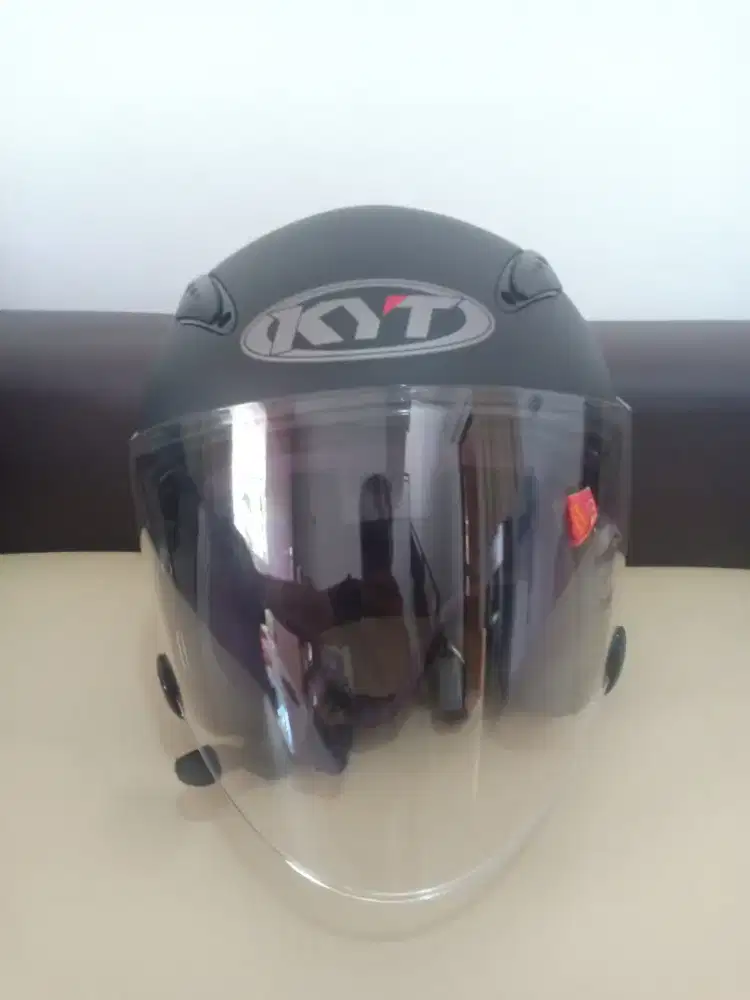 Helm KYT Galaxy Flat R Ukuran L