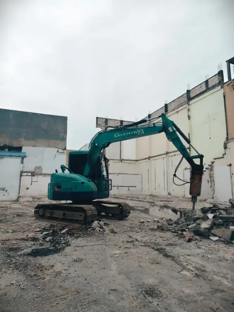 Rental alat berat excavator dan dozer