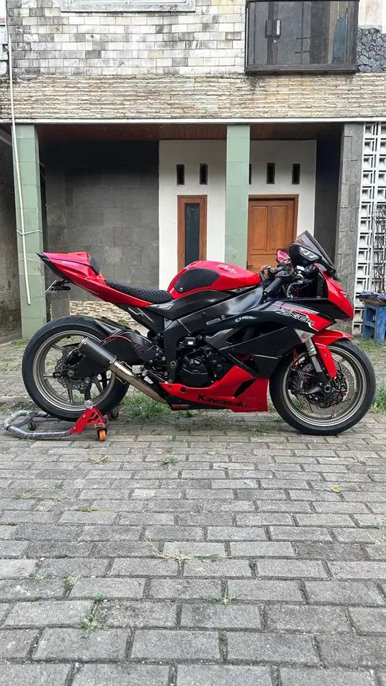 ZX6R ZX Ninja kondisi ISTIMEWA pajak ON , odo LOW